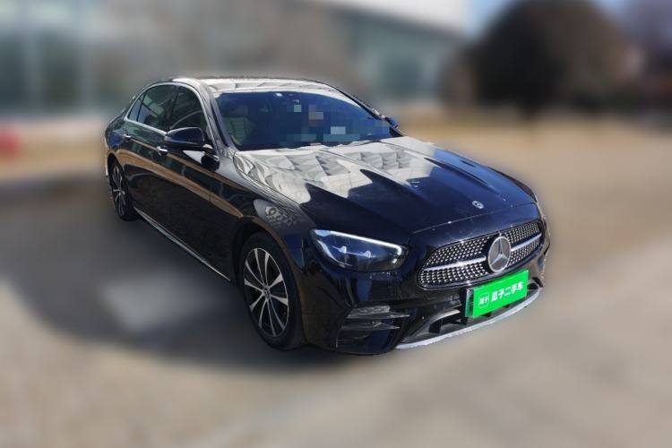 Used Mercedes-Benz E-Class New Energy 2022 Restyled E 350 e L Plug-in Hybrid Sports Sedan Front Right 45 Deg