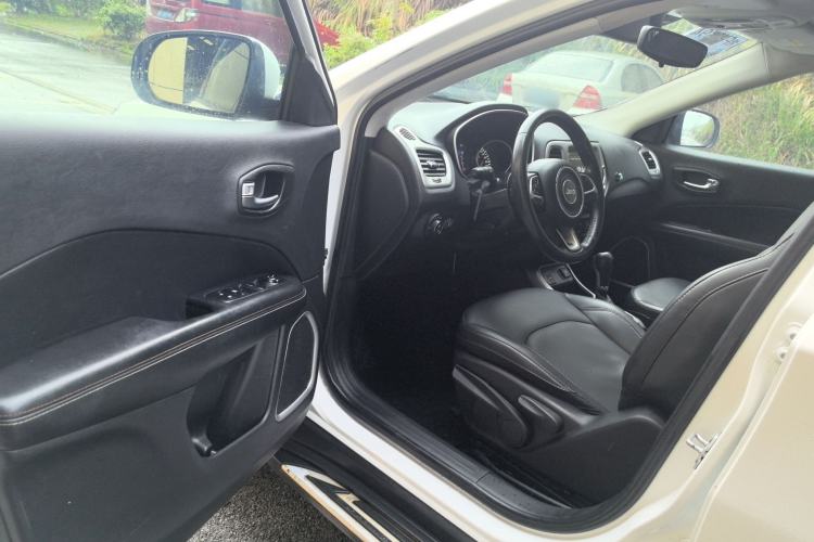 Used Jeep Compass 2017 200T Automatic Family Edition Driver Seat