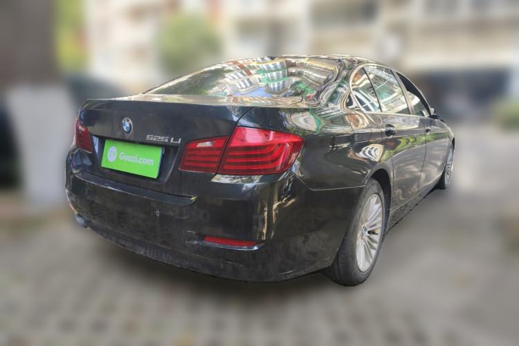 Used BMW 5 Series 2014 525Li Leading Model
