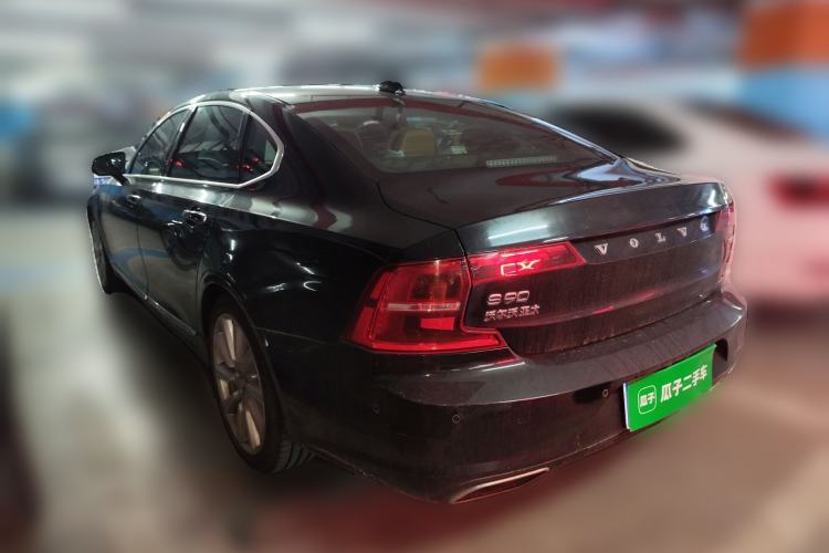 Used Volvo S90 2017 T5 Smart Luxury Edition