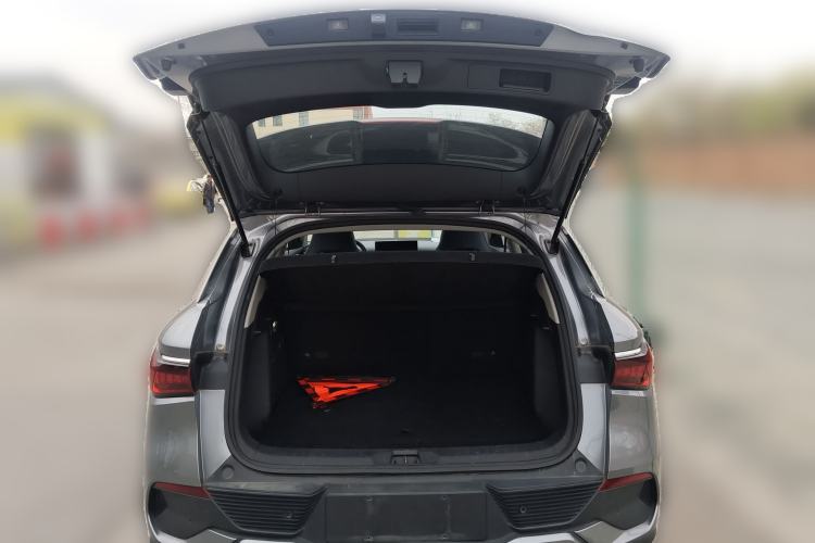 Used BYD Yuan PLUS 2022 510 km Flagship Version Trunk