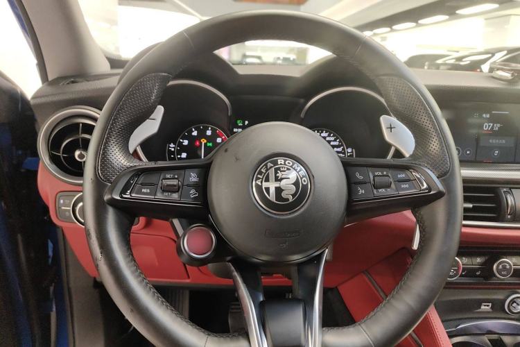 Used Alfa Romeo Stelvio 2020 2.0T 280HP Luxury Edition
