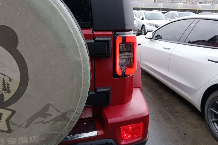 Used BAIC Off-Road BJ40 2021 2.0D Automatic Four-Wheel Drive Blade Hero Edition Adventurer Type
