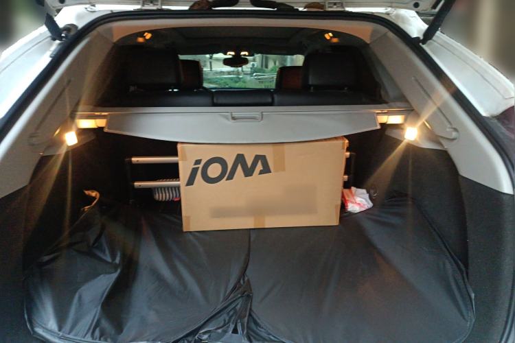 Used Cadillac SRX 2015 3.0L Elite Model Trunk