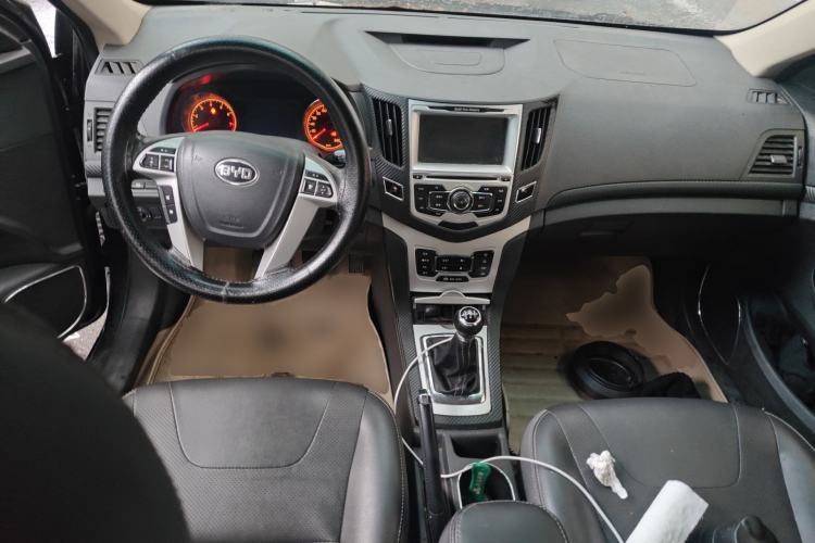 Used BYD Surui 2014 1.5L Manual Luxury Model