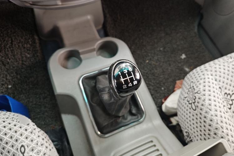 Used FORTHING Lingzhi 2017 Restyled M3L 1.6L 7-Seater Comfort Version