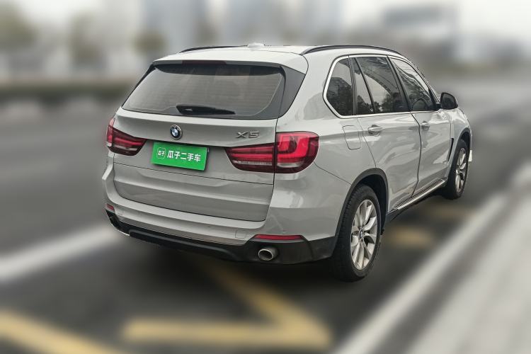 Used BMW X5 2015 xDrive28i
