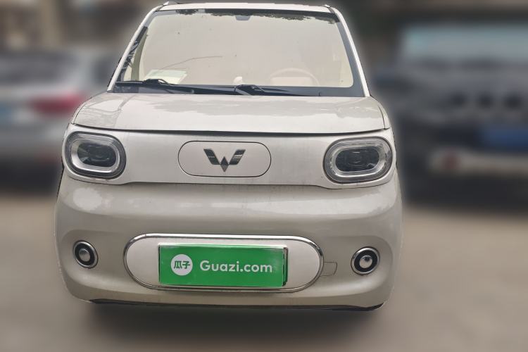 Used Wuling Hongguang MINIEV 2024 3rd Generation 215km Advanced Version Front