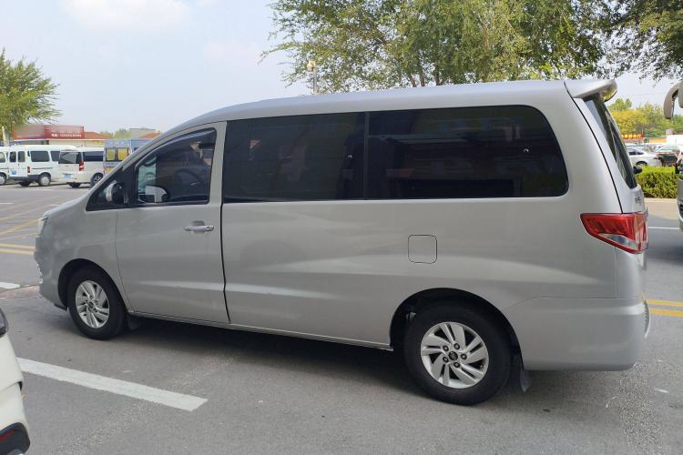 Used JAC Refine M4 2016 2.0L Manual Luxury Version