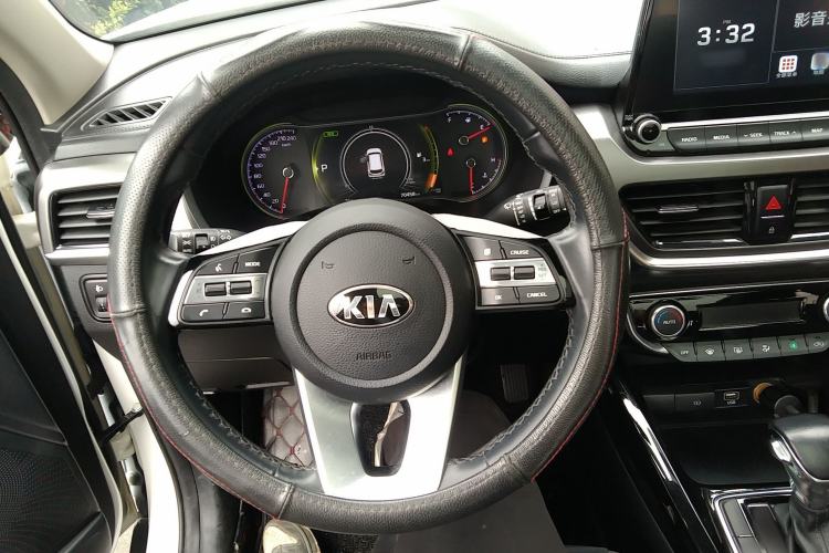 Used Kia Sportage R 2018 2.0L Automatic Smart Luxury Version China V Standard Steering Wheel