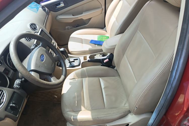 Used Ford Focus 2011 Hatchback 1.8L Automatic Fashion Edition Left Front Seat