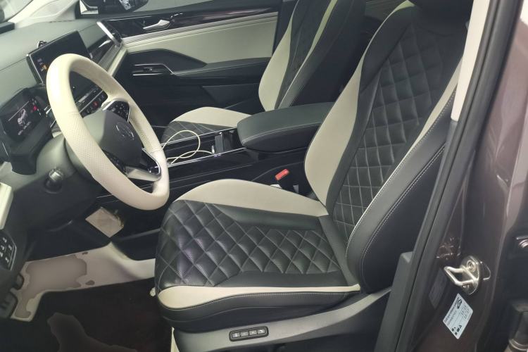 Used Volkswagen ID.6 CROZZ 2021 Long-Range PRO Edition