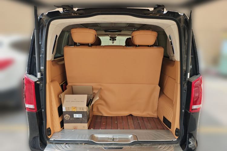 Used Mercedes-Benz Vito 2020 2.0T Elite Version 7 Seats
