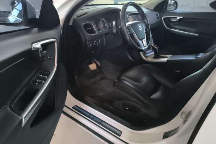 Used Volvo S60 2017 S60L T3 Smart Upgrade Edition