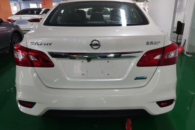 Used Nissan Sylphy 2019 1.6XV CVT Smart Connect Luxury Edition China VI Standard Rear