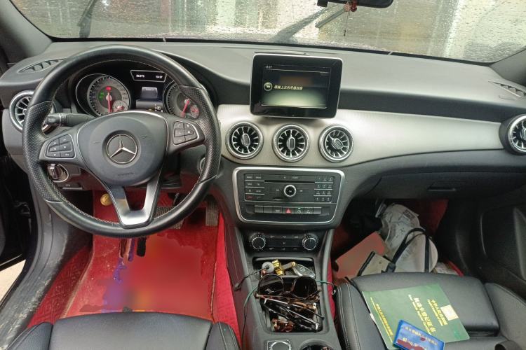 Used Mercedes-Benz CLA 2016 CLA 200 Style Edition Center Console