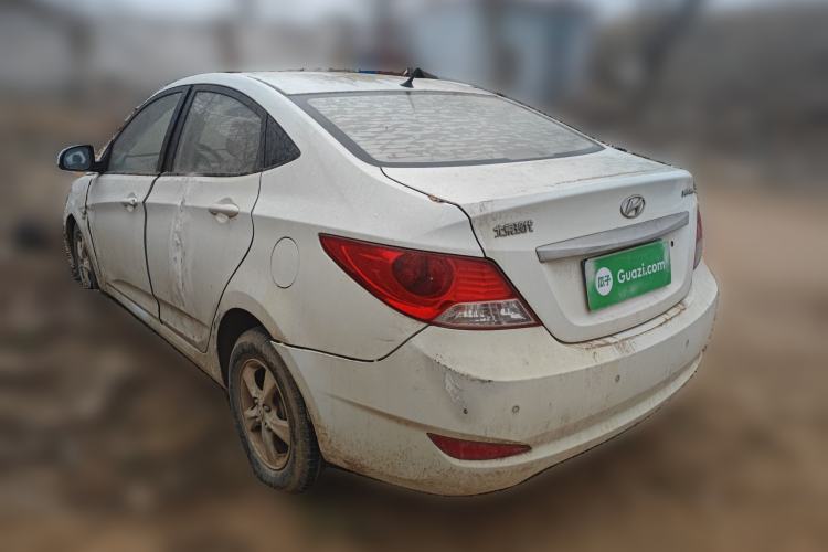 Used Hyundai Verna (older generation) 2010 Sedan 1.4L Manual Standard GL Model
