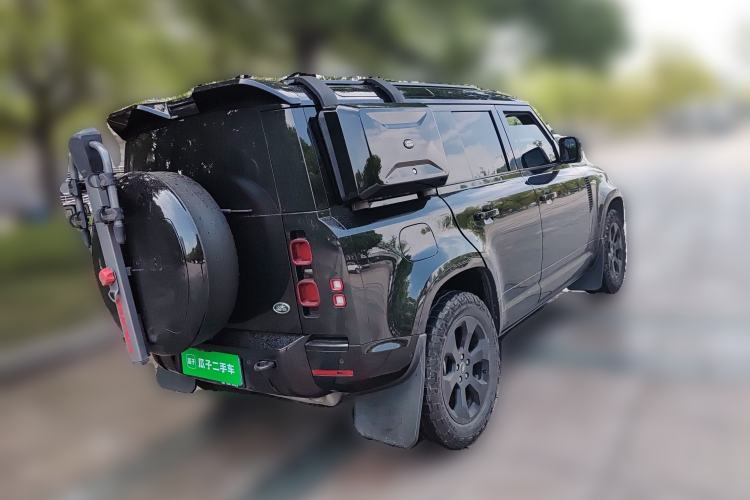 Used Land Rover Defender 2023 Facelifted 110 3.0T P400 X-DYNAMIC HSE Rear Right 45 Deg