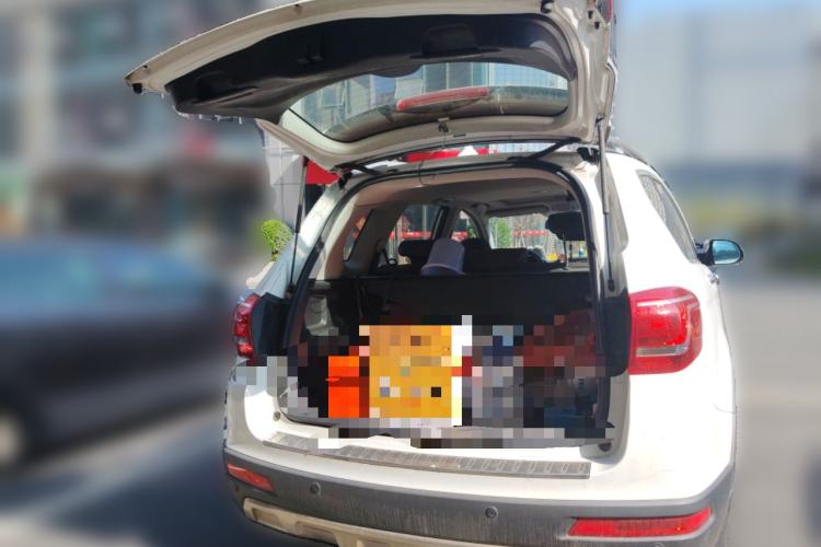 Used Haval H6 2015 Sport Edition 1.5T Manual Two-Wheel Drive Elite Model Trunk