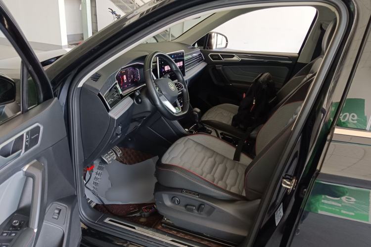 Used Volkswagen Tiguan L 2023 Restyled 330TSI Automatic Two-Wheel Drive R-Line Flagship Edition Driver Seat