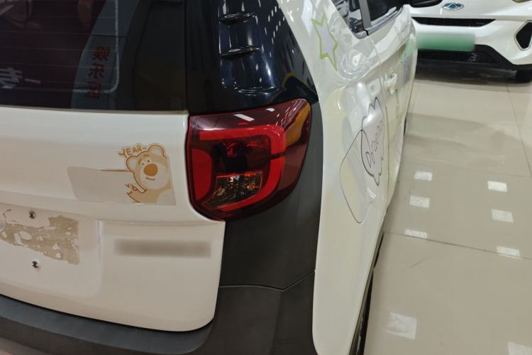 Used Chery Little Ant 2022 Restyled Version Sweet Pink Edition Half-Sugar Version 30.6 kWh 30 kW 301 km Right Rear Taillight