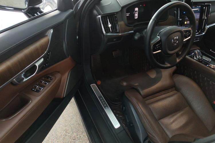 Used Volvo S90 2023 B5 Zhiyuan Luxury Edition