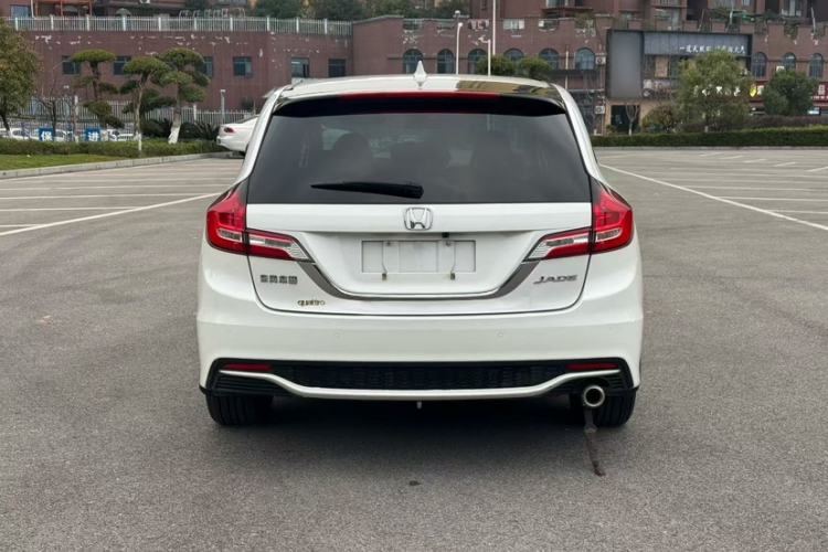 Used Honda Jade 2020 1.8L automatic Comfort version
