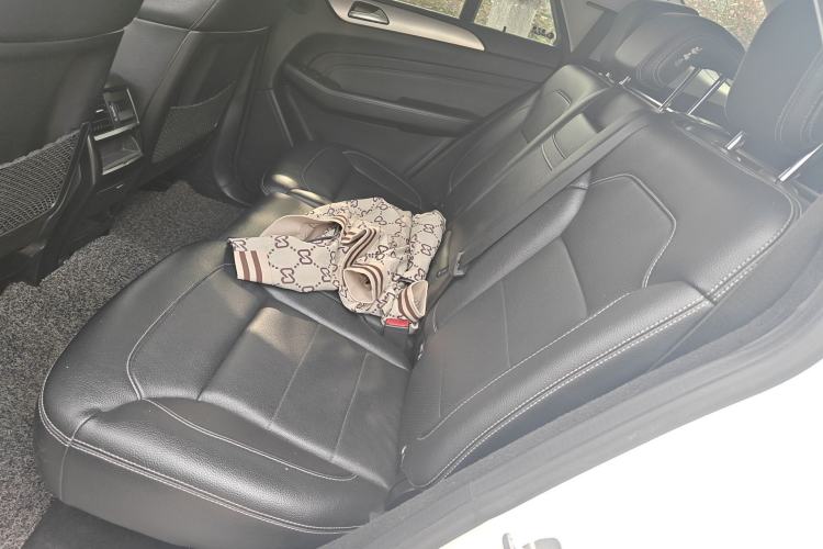 Used Mercedes-Benz M-Class 2014 ML 320 4MATIC
