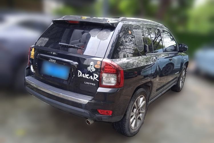 Used Jeep Compass 2014 2.4L four-wheel drive luxury version Rear Right 45 Deg
