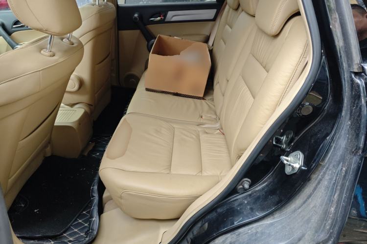 Used Honda CR-V 2010 2.4L automatic four-wheel drive luxury version Left Rear Seat