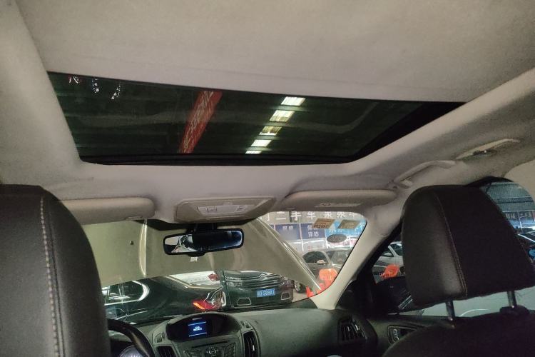 Used Ford Kuga 2013 1.6L GTDi Two-Wheel-Drive Trend Model