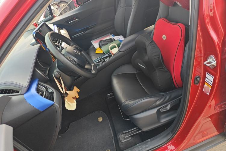 Used Toyota C-HR 2018 2.0L Leading Edition China VI
