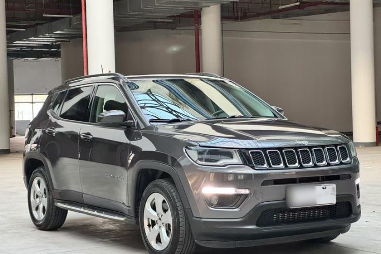 Used Jeep Compass 2017 200T Automatic Family Edition
