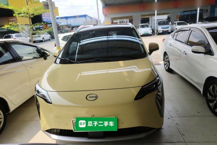 Used AION Y 2022 Plus 70 Tech Edition