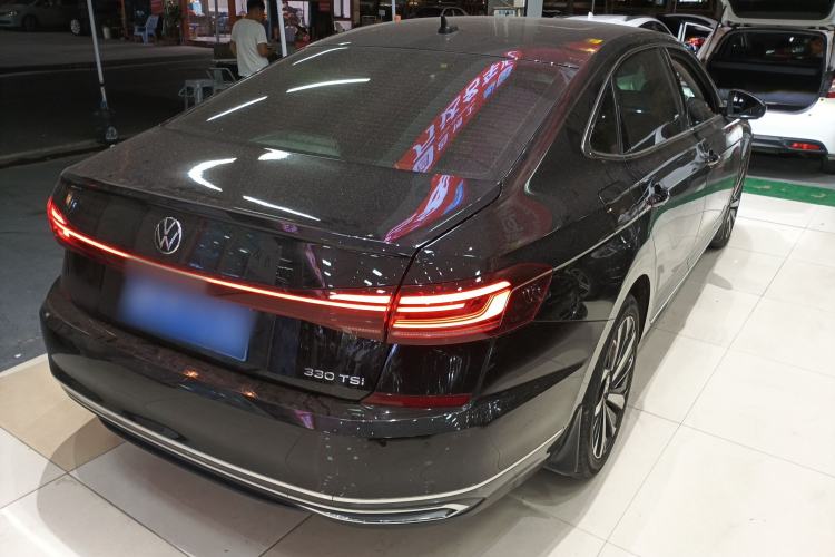 Used Volkswagen Passat 2022 330TSI Starry Elite Edition Custom Version
