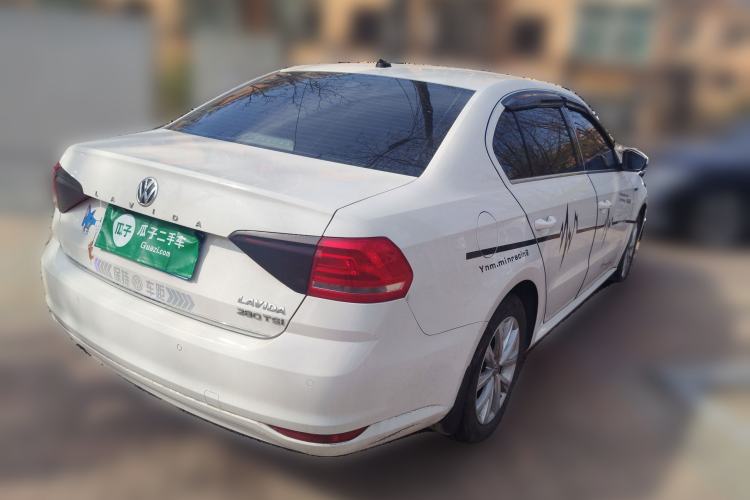 Used Volkswagen Lavida 2015 1.6L Automatic Comfort Edition Rear Right 45 Deg