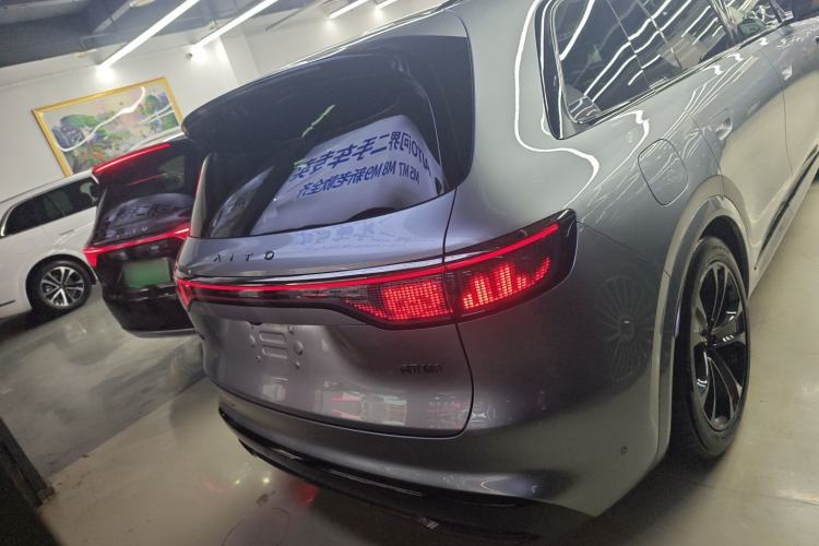 Used Hima AITO M8 2025 Extended-Range Ultra Version 53.4 kWh 5-Seater Edition Rear