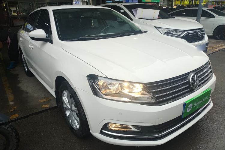 Used Volkswagen Lavida 2015 1.6L Automatic Comfort Edition