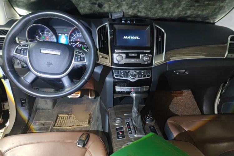 Used Haval H9 2016 2.0T Four-Wheel Drive Luxury 7-Seater