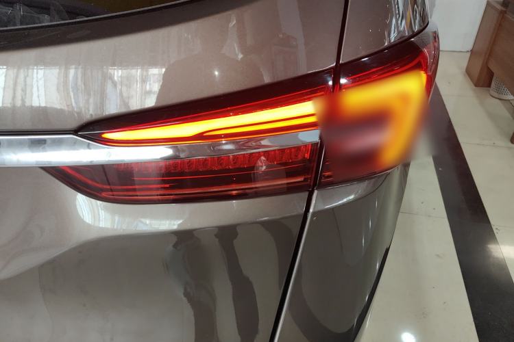 Used Buick GL8 2021 Land Cruiser Executive Class 652T Luxury Model