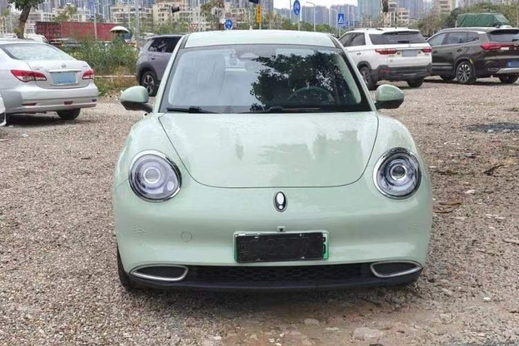 Used ORA Good Cat 2023 401 km Standard Range Luxury Version Lithium Iron Phosphate Exterior 8