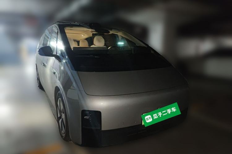 Used Li Auto MEGA 2024 Ultra Model
