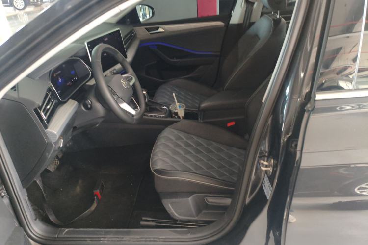 Used Volkswagen Sagitar 2025 Revised Version Three 300TSI DSG Excellence Edition