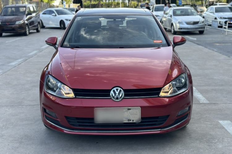 Used Volkswagen Golf 2016 230TSI Automatic Comfort Version
