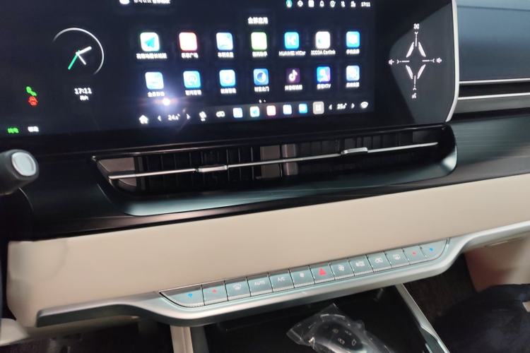 Used Wey Gaoshan 2023 Four-Wheel Drive Flagship Edition
