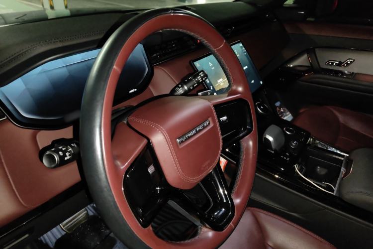 Used Land Rover Range Sport 2023 400PS Dynamic SE Steering Wheel