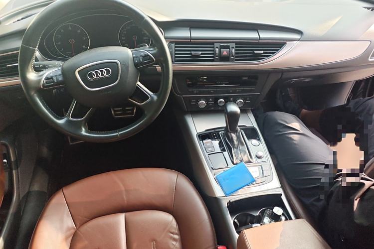 Used Audi A6L 2018 30th Anniversary Edition 35 TFSI Fashion Model
