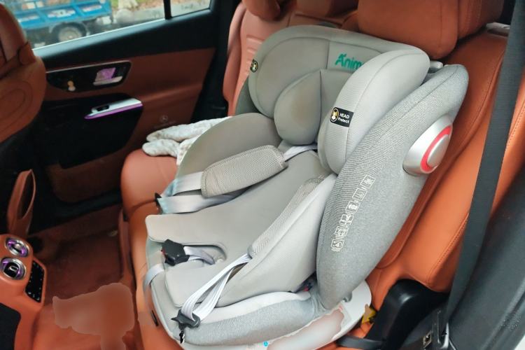 Used Mercedes-Benz GLC 2023 Refreshed GLC 300 L 4MATIC Dynamic Version 7-Seater Left Rear Seat