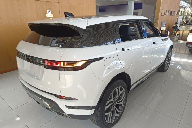 Used Land Rover Range Rover Evoque 2022 Aurora L 249 PS R-Dynamic Luxury Edition
