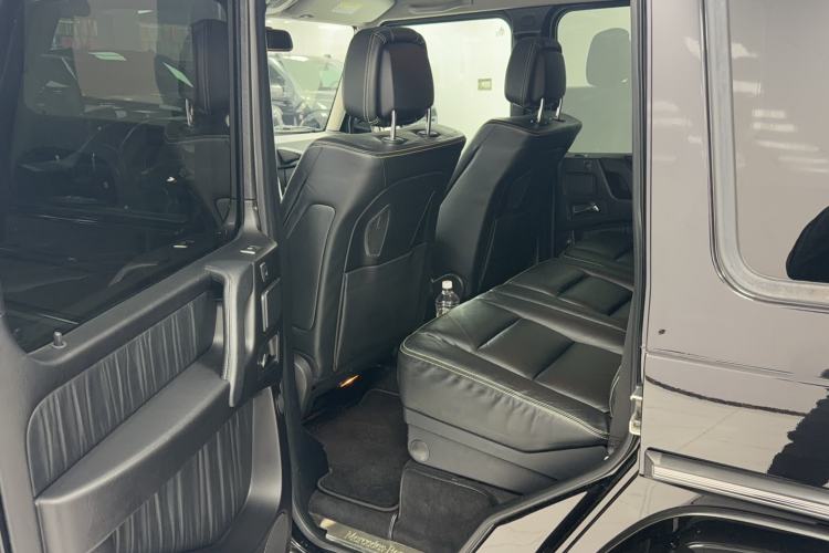Used Mercedes-Benz G-Class 2016 G 500 Interior 3